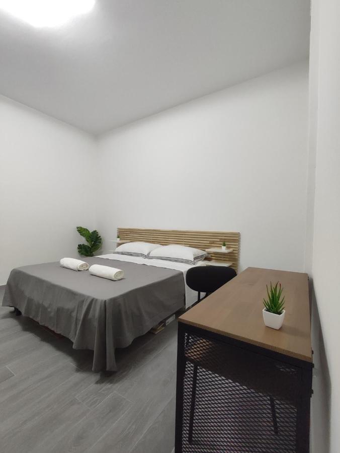 Dm Rome Holiday Екстериор снимка