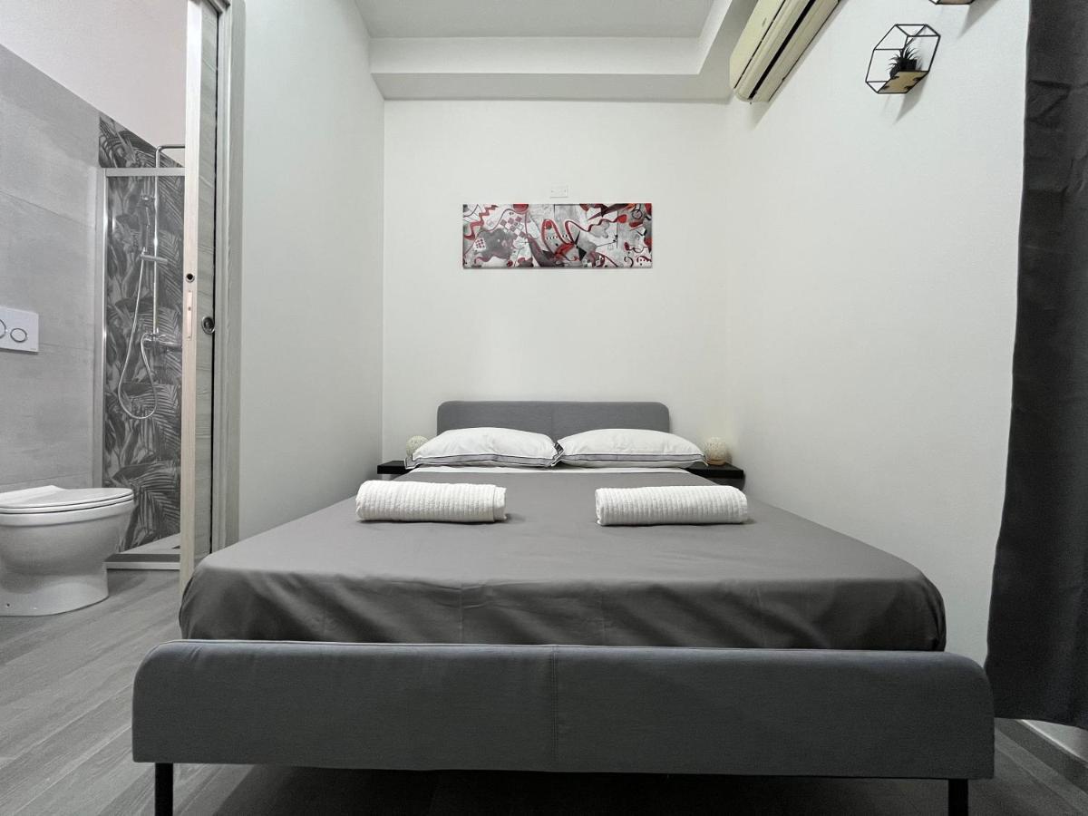 Dm Rome Holiday Екстериор снимка
